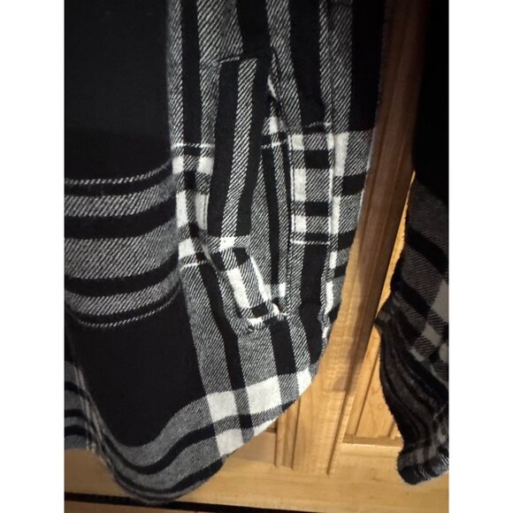 PACSUN Hooded Flannel Shirt. Size Medium. Black and White Grey Hood . Pockets - Picture 4 of 5